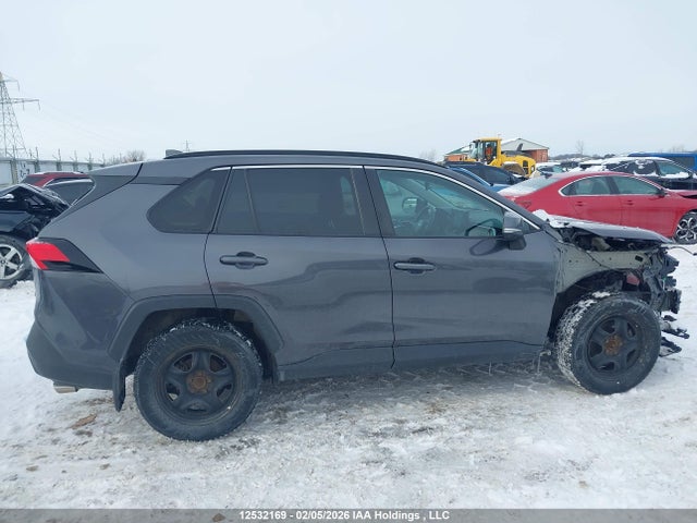 2T3W1RFV2KW009943 Toyota Rav4 Xle