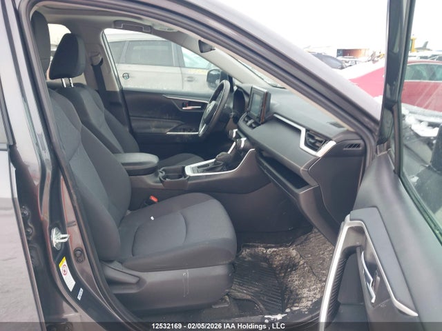 2T3W1RFV2KW009943 Toyota Rav4 Xle