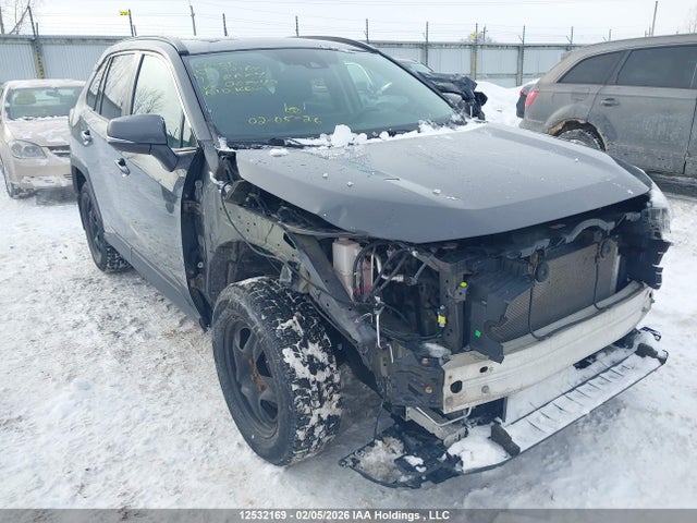 2T3W1RFV2KW009943 Toyota Rav4 Xle