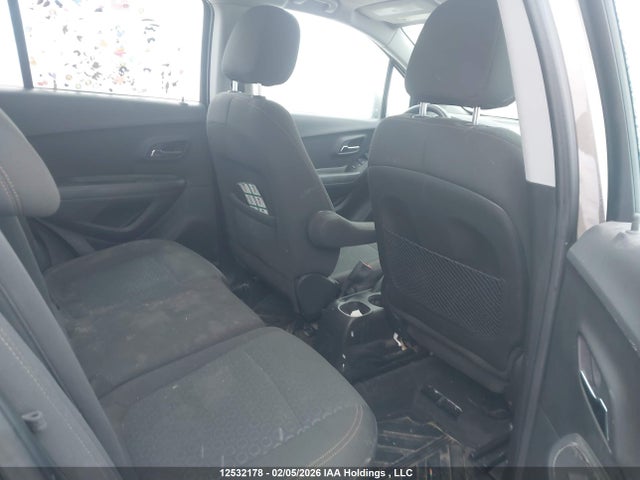 KL7CJKSB8LB317180 Chevrolet TRAX LS