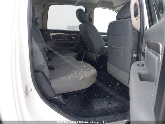 1C6RR7TM6GS246173 RAM 1500 Slt
