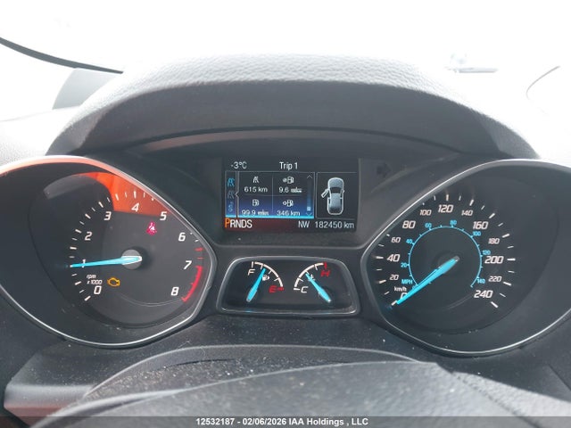 1FMCU0GX1FUC18000 Ford ESCAPE SE