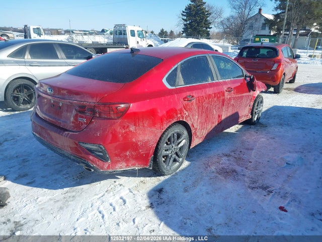 3KPF54AD2ME281798 KIA Forte