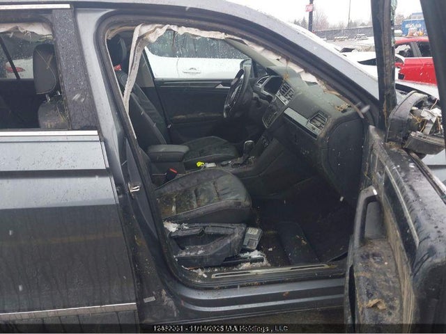 Продаж на аукціоні авто 2021 Volkswagen Tiguan, vin: 3VV4B7AXXMM074823, номер лоту: 12532200