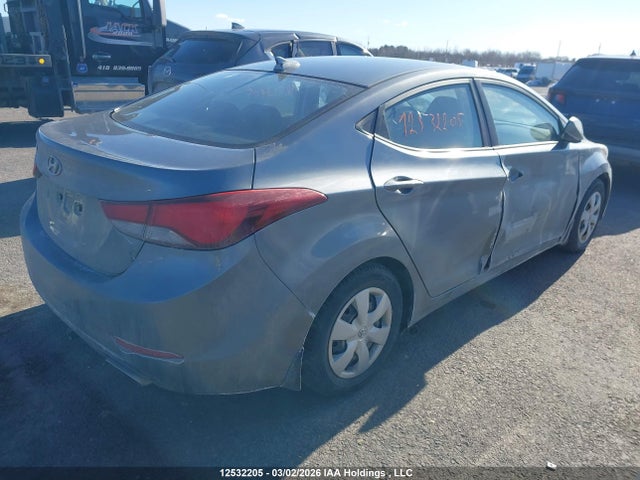 KMHDH4AH5GU590393 Hyundai Elantra Gls