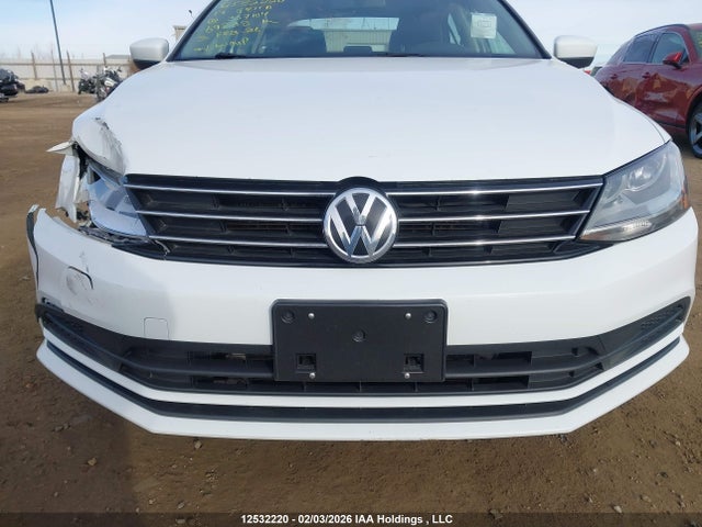 3VW167AJ7HM357104 Volkswagen JETTA S
