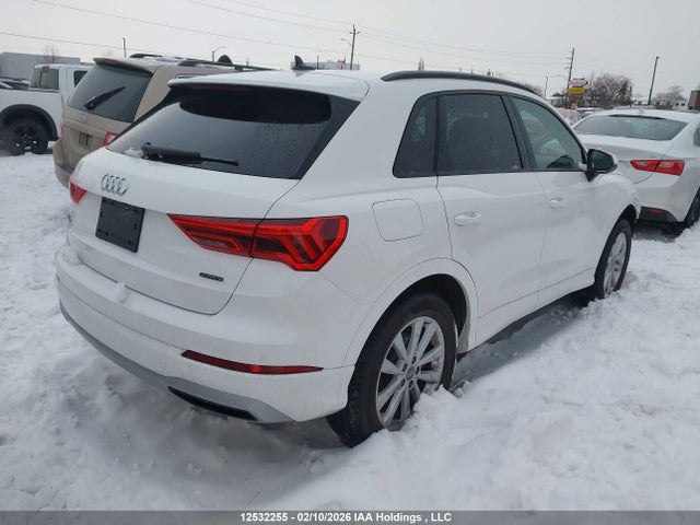 WA1AECF37L1054753 Audi Q3 PREMIUM