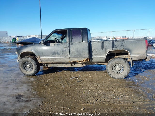 12532264 :رقم المزاد ، 1GTEK19R4WE529213 vin ، 1998 Gmc Sierra K1500 مزاد بيع