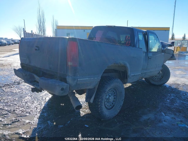 12532264 :رقم المزاد ، 1GTEK19R4WE529213 vin ، 1998 Gmc Sierra K1500 مزاد بيع