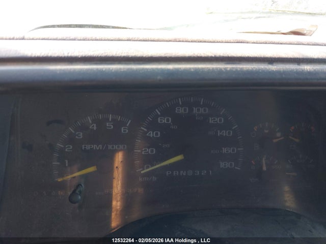 12532264 :رقم المزاد ، 1GTEK19R4WE529213 vin ، 1998 Gmc Sierra K1500 مزاد بيع