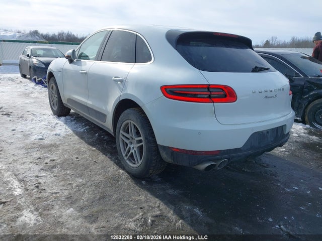 Porsche MACAN S 2015 WP1AB2A55FLB51359 Image 3