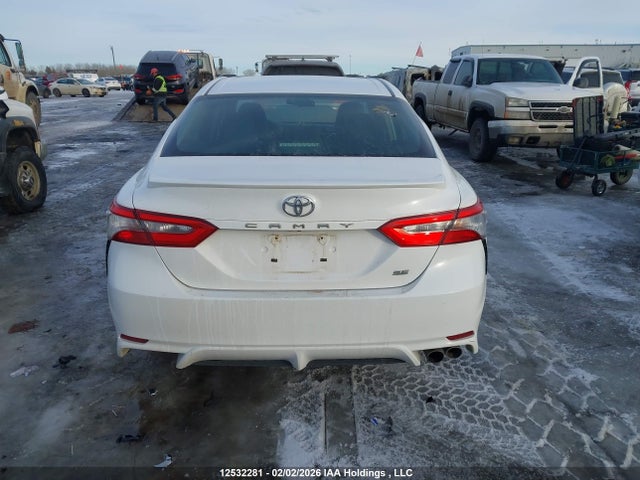 4T1B11HKXJU120461 Toyota CAMRY SE