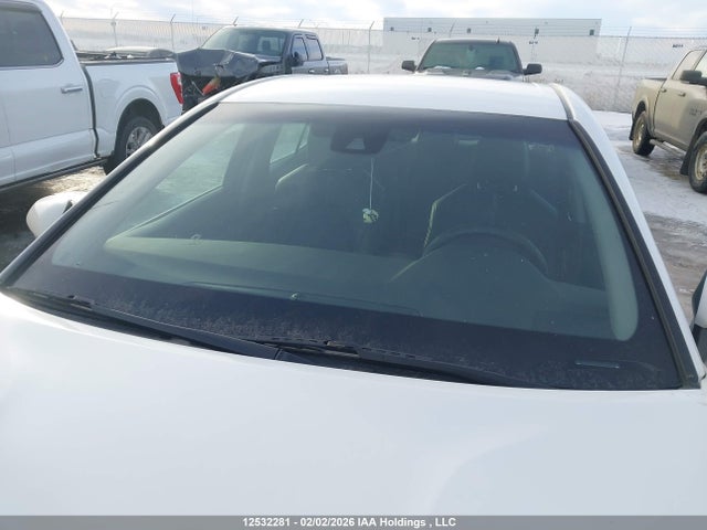 4T1B11HKXJU120461 Toyota CAMRY SE