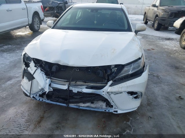 4T1B11HKXJU120461 Toyota CAMRY SE