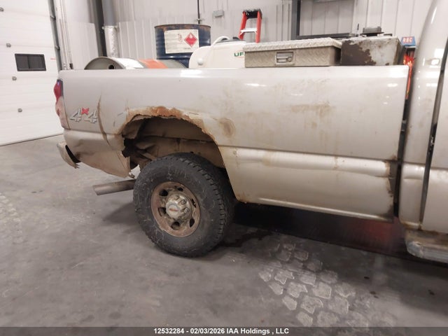 2004 Chevrolet Silverado K3500 მანქანა იყიდება აუქციონზე, vin: 1GCHK33274F226244, აუქციონის ნომერი: 12532284