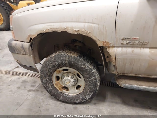 2004 Chevrolet Silverado K3500 მანქანა იყიდება აუქციონზე, vin: 1GCHK33274F226244, აუქციონის ნომერი: 12532284