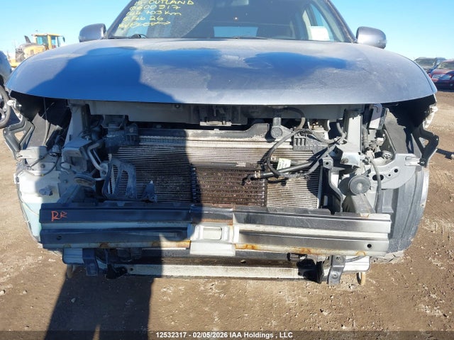 JA4JZ3AX8FZ600917 Mitsubishi Outlander Se