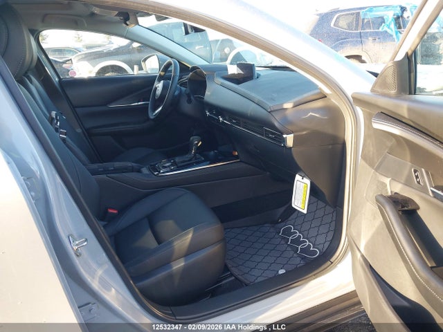 3MVDMBCMXSM846070 Mazda Cx-30 Gs