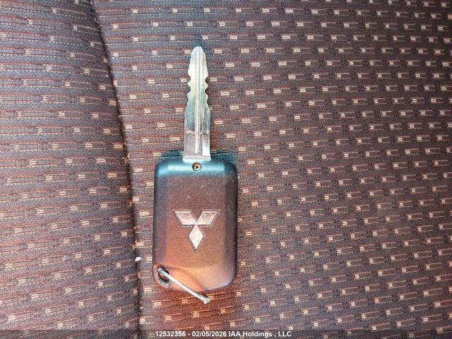 JA4AJ3AU1GZ607481 Mitsubishi RVR SE