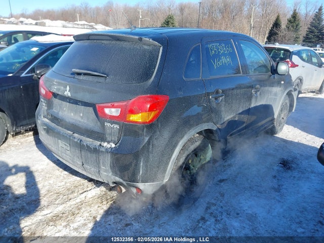 JA4AJ3AU1GZ607481 Mitsubishi RVR SE
