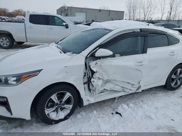 KNAF55AC8L5053146 KIA Forte5 Ex