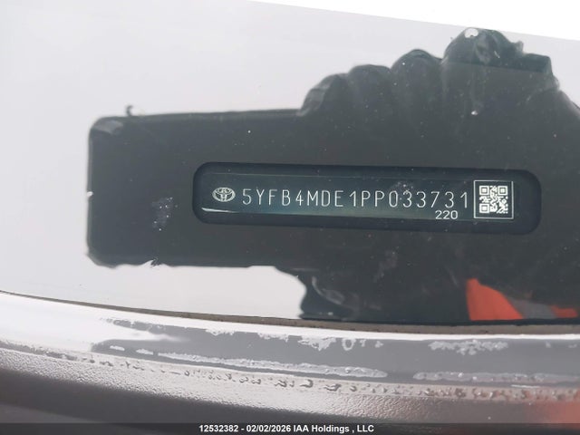 5YFB4MDE1PP033731 Toyota COROLLA LE