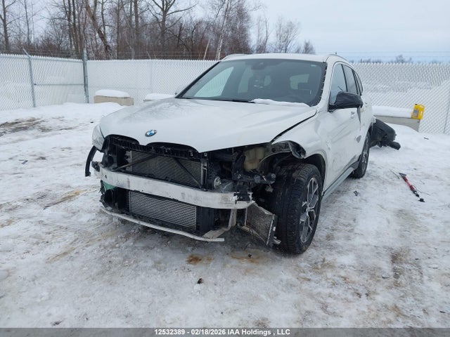 WBXJG9C02M5T45834 BMW X1 Xdrive28i/xdrive28i Essential