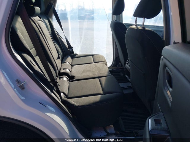 JN8BT3AB3RW281260 Nissan ROGUE S