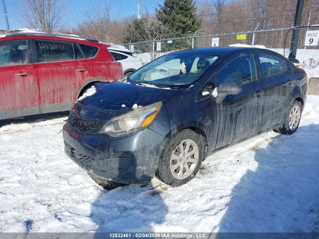 12532461 :رقم المزاد ، KNADM4A34F6422541 vin ، 2015 Kia Rio مزاد بيع