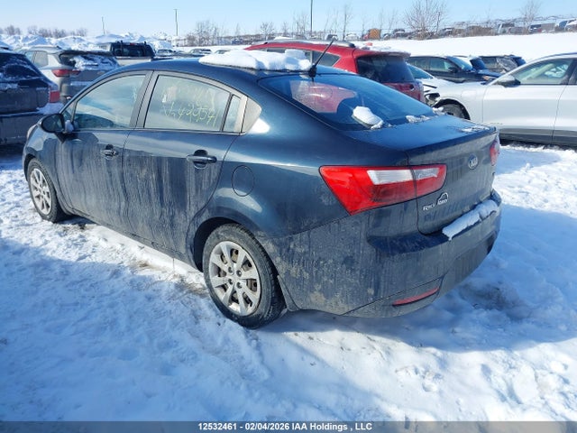 12532461 :رقم المزاد ، KNADM4A34F6422541 vin ، 2015 Kia Rio مزاد بيع