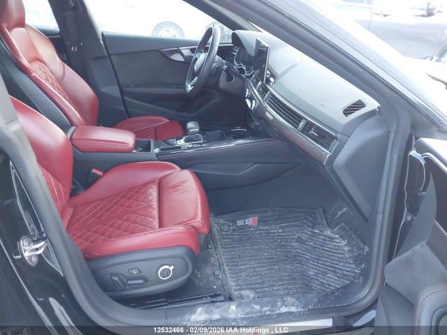 2024 Audi S5 Sportback მანქანა იყიდება აუქციონზე, vin: WAUA4CF50RA085245, აუქციონის ნომერი: 12532466