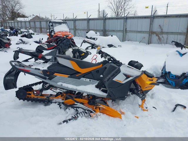 Skidoo Renegade 2019 2BPSDAKJ1KV000064 Image 5