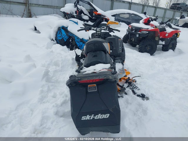 Skidoo Renegade 2019 2BPSDAKJ1KV000064 Image 8
