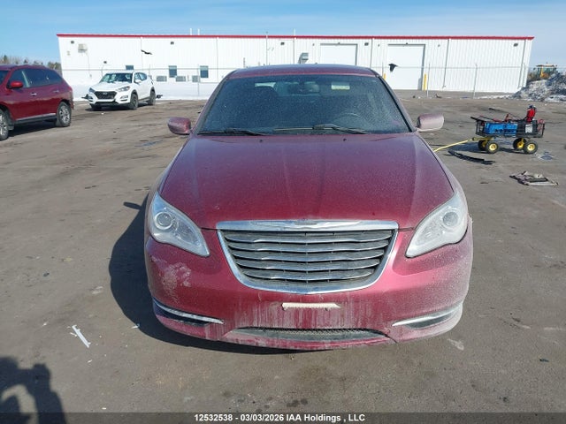 Продаж на аукціоні авто 2013 Chrysler 200 Lx, vin: 1C3CCBAB6DN668026, номер лоту: 12532538