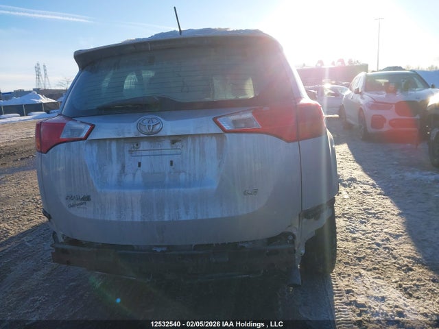 2T3ZFREV0FW191227 Toyota RAV4 LE