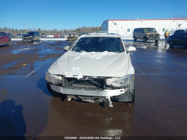 WBA8D9C53JEM35034 BMW 330i Xdrive