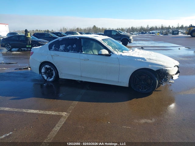 WBA8D9C53JEM35034 BMW 330i Xdrive