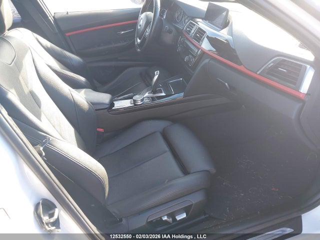 WBA8D9C53JEM35034 BMW 330i Xdrive