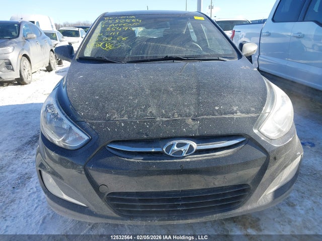 KMHCT5AE5HU354947 Hyundai ACCENT SE