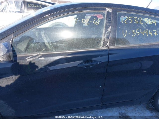 KMHCT5AE5HU354947 Hyundai ACCENT SE