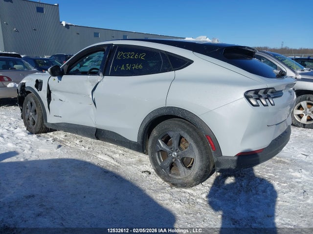 Ford Mustang Mach-E 2022 3FMTK1SS8NMA31766 Image 3
