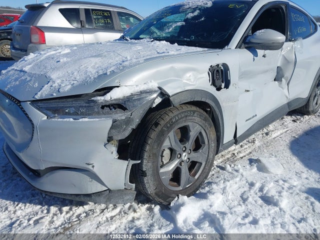 Продажа на аукционе авто 2022 Ford Mustang Mach-e, vin: 3FMTK1SS8NMA31766, номер лота: 12532612