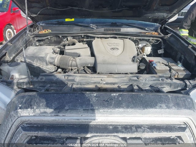 Toyota Tacoma 2021 5TFDZ5BN8MX060862 Image 10