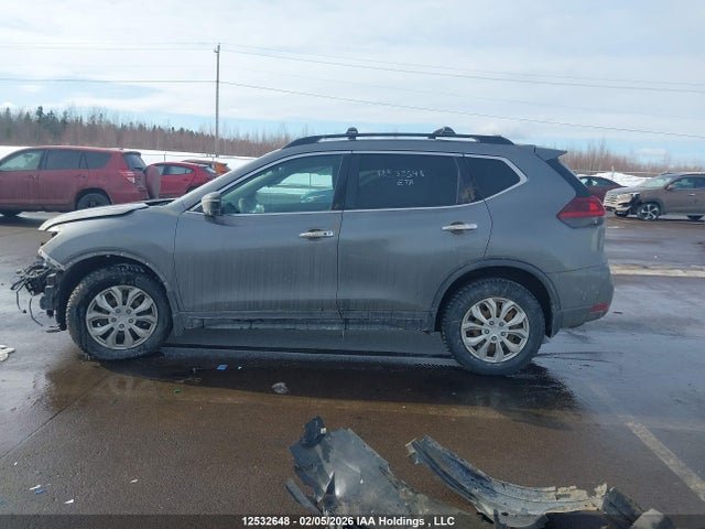 5N1AT2MV8JC747886 Nissan Rogue Sv/sl