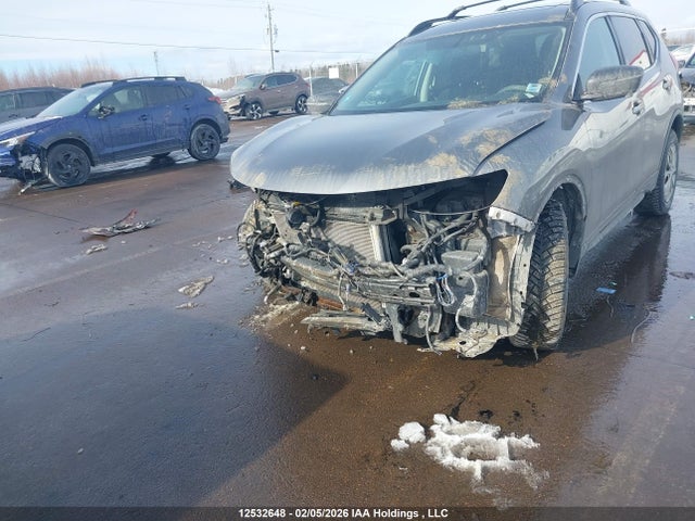 5N1AT2MV8JC747886 Nissan Rogue Sv/sl