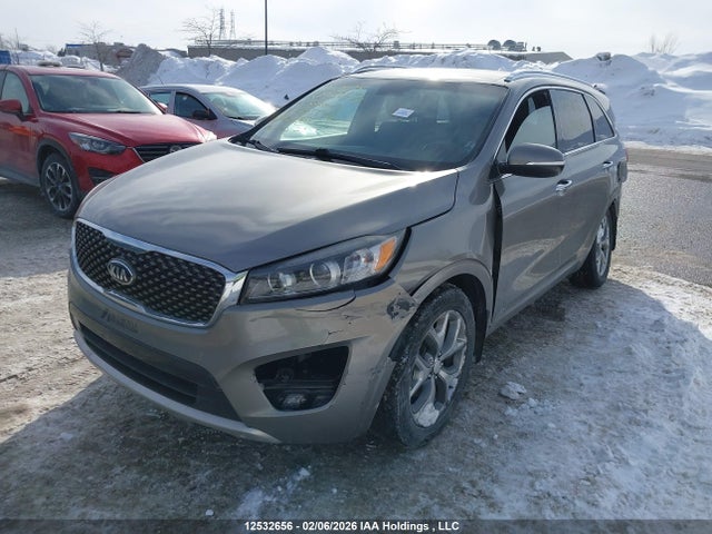 KIA Sorento 2016 5XYPKDA56GG065546 Image 2
