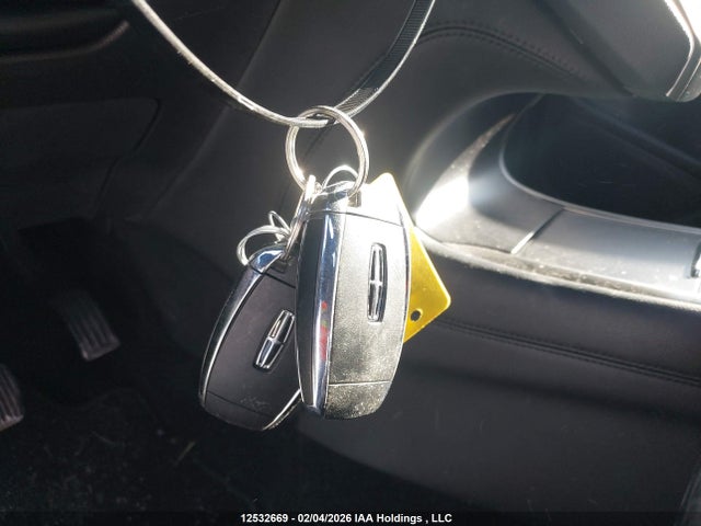 5LMCJ2D98KUL04731 Lincoln MKC SELECT