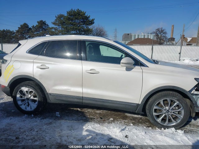 5LMCJ2D98KUL04731 Lincoln MKC SELECT