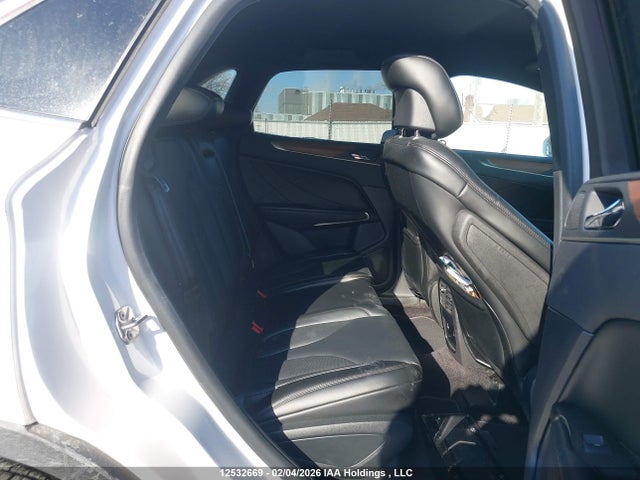 5LMCJ2D98KUL04731 Lincoln MKC SELECT