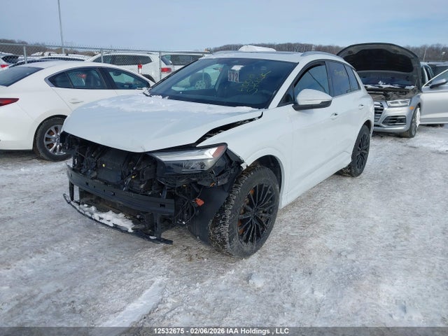 Audi Q4 E-tron 55 2024 WA1GUAFZ3RP063199 Image 2